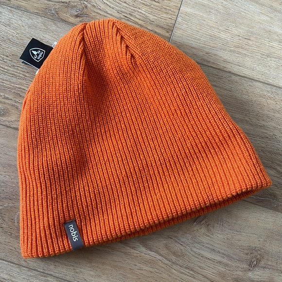 Unisex Nobis reversible beanie in Grey/Orange - Picture 2 of 4